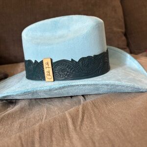 NWT Chida Frida Rodeo Baby Blue Cowboy Hat with Blue Leather Band